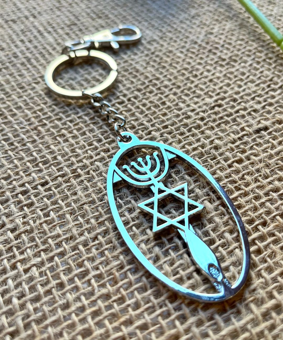 Chaveiro Estrela de Davi com Menorá Prata - ISRAEL