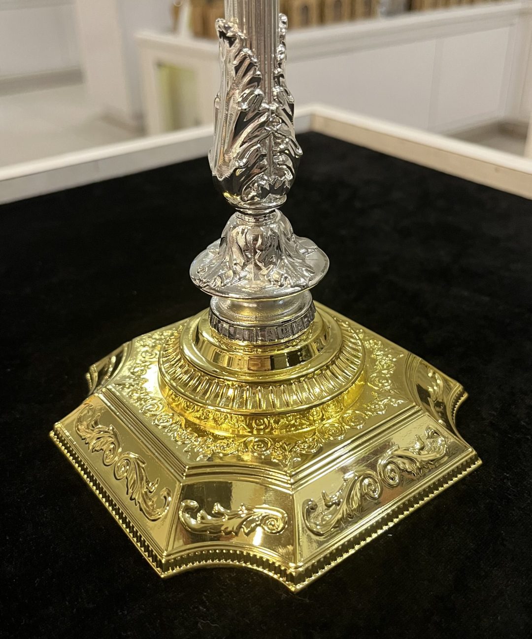 Candelabro Ouro e Prata