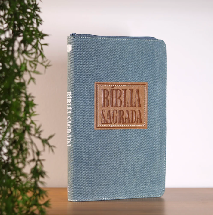 Bíblia Slim ACF Capa Tecido Jeans com Zíper