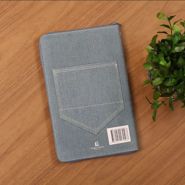 Bíblia Slim ACF Capa Tecido Jeans com Zíper